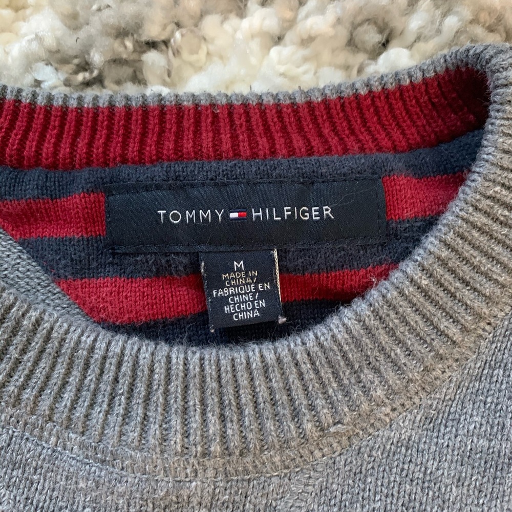 Tommy Hilfiger Sweaters - Picture 5 of 7